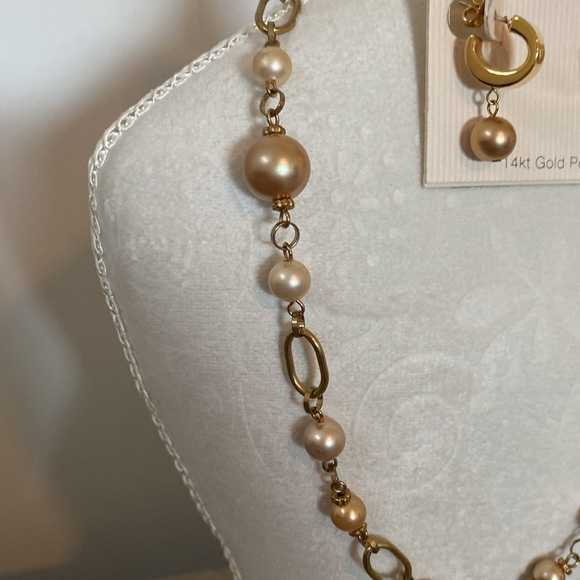 Carolee Vintage Rose Gold Pearl Necklace and Earrings.  NWOT - Picture 5 of 9